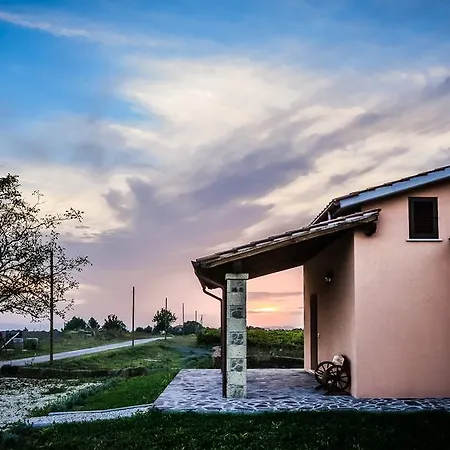 Alloggio per agriturismo Airone Eco Bio *